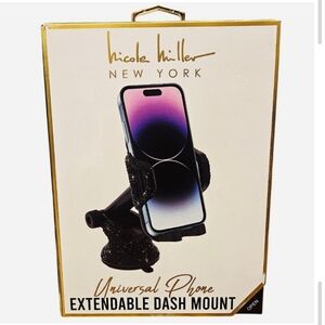 Nicole Miller Universal Phone Extendable Dash Mount -NWT